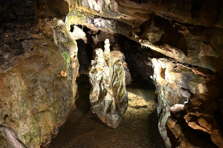 Como se formaram as Grutas de São Beatus